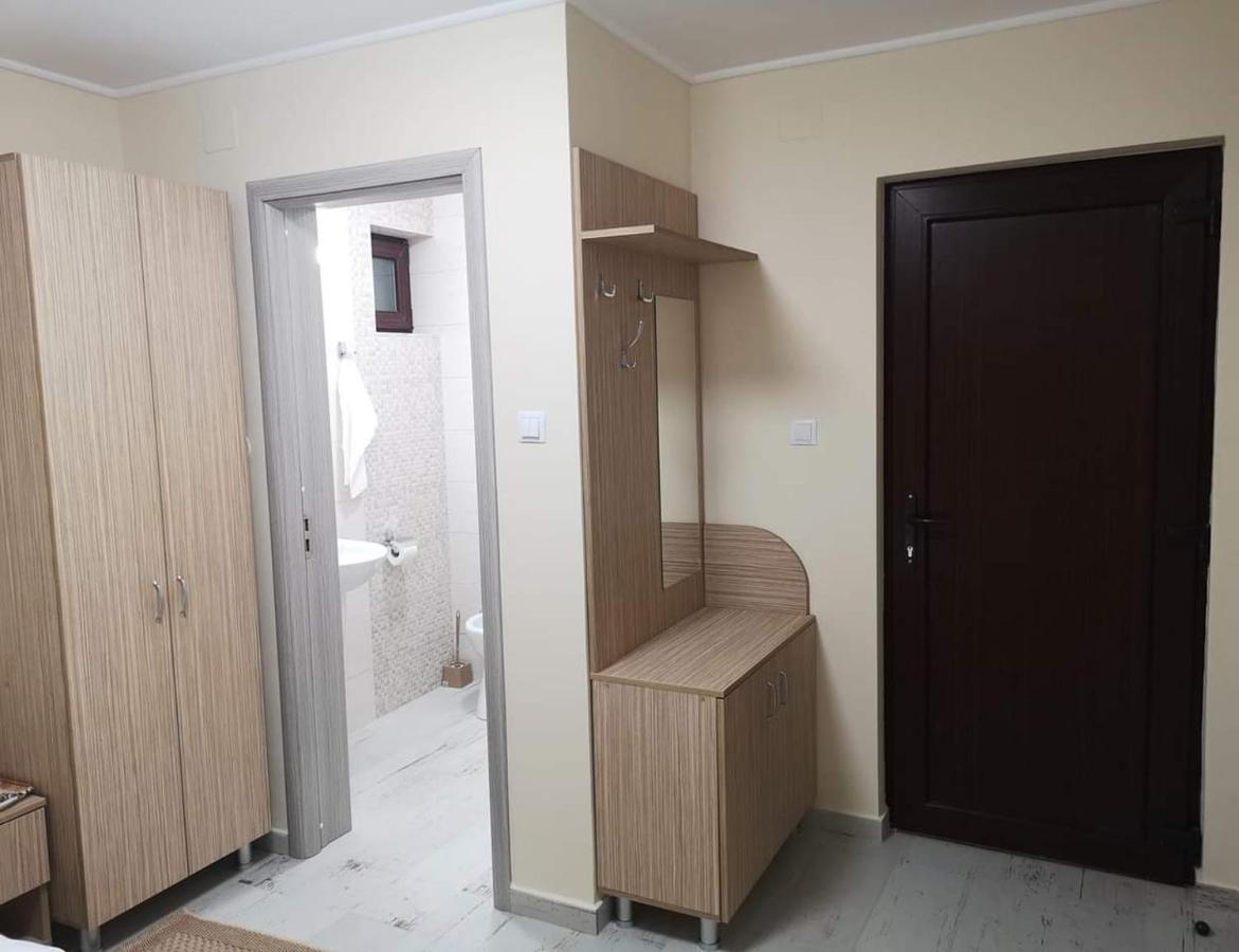 Hotel Casa Cizi Călimăneşti Exterior foto